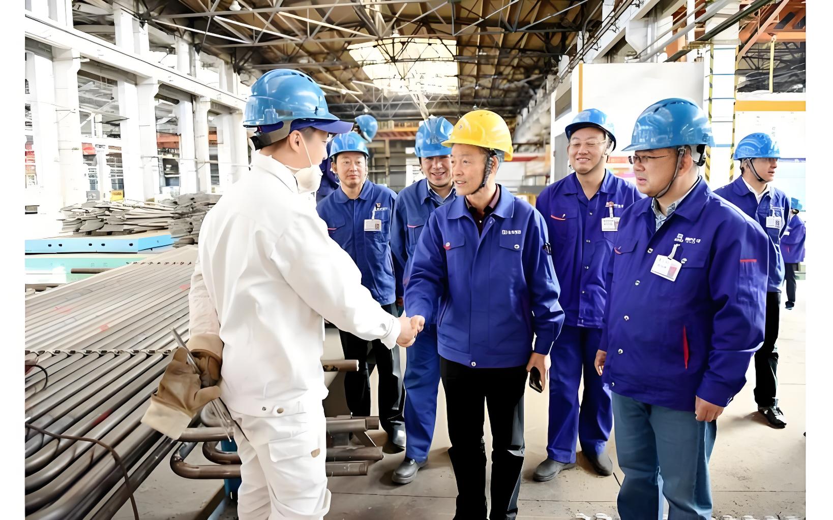 水冷壁管（內螺紋）Φ45×8.6×6000,（布風板水冷壁管）15CrMoG